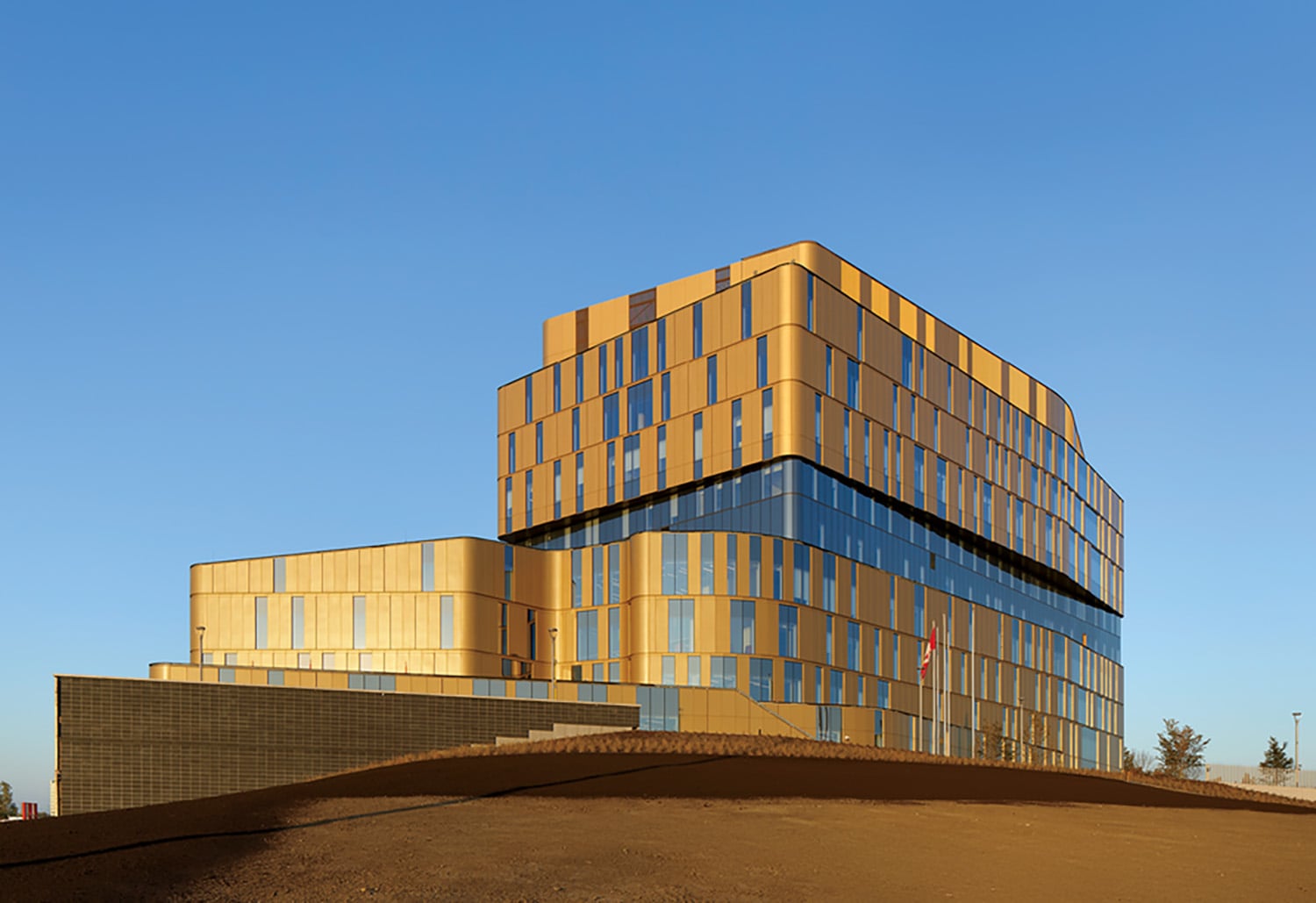 A building with a lot of windows.