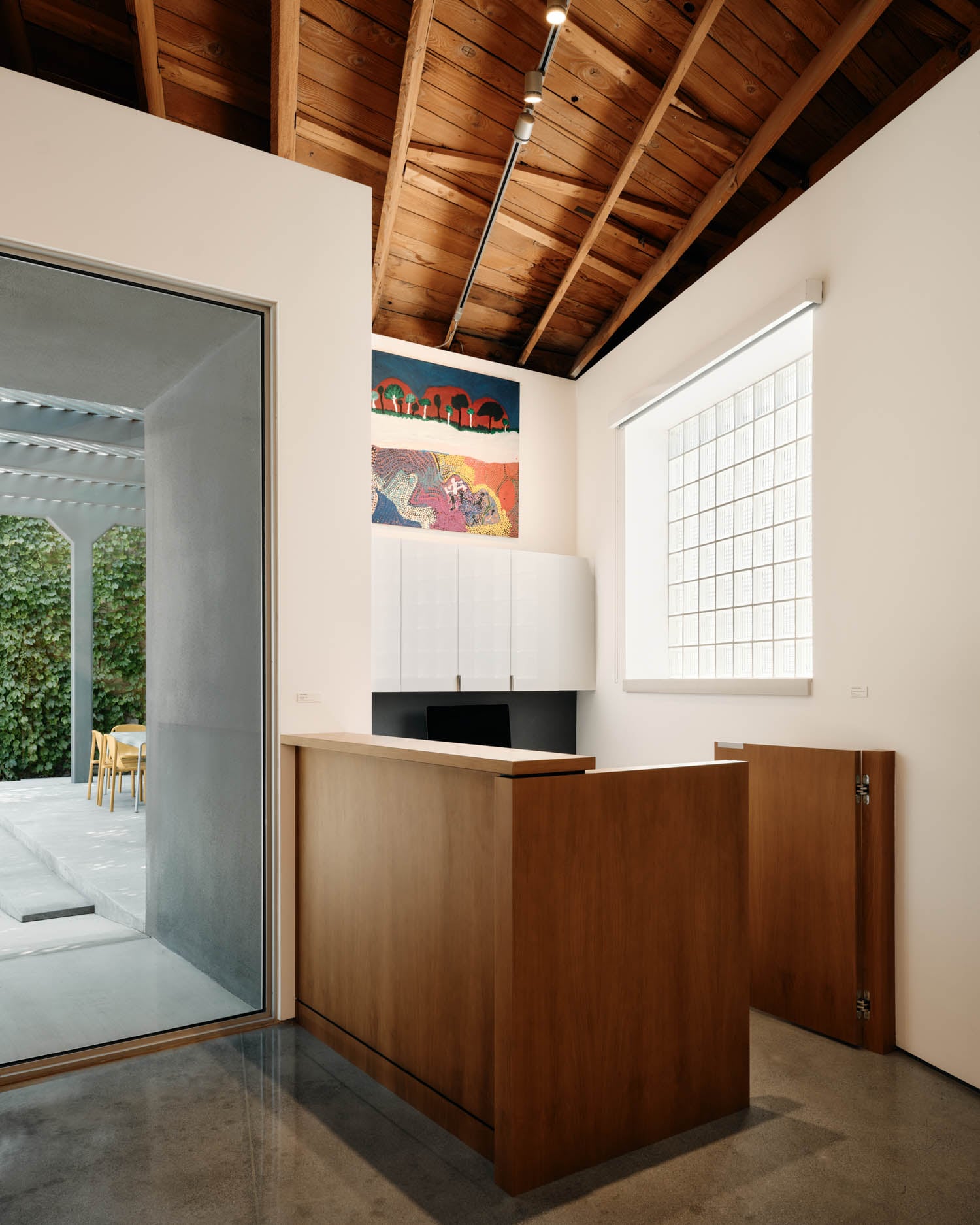 walnut reception stand by patio